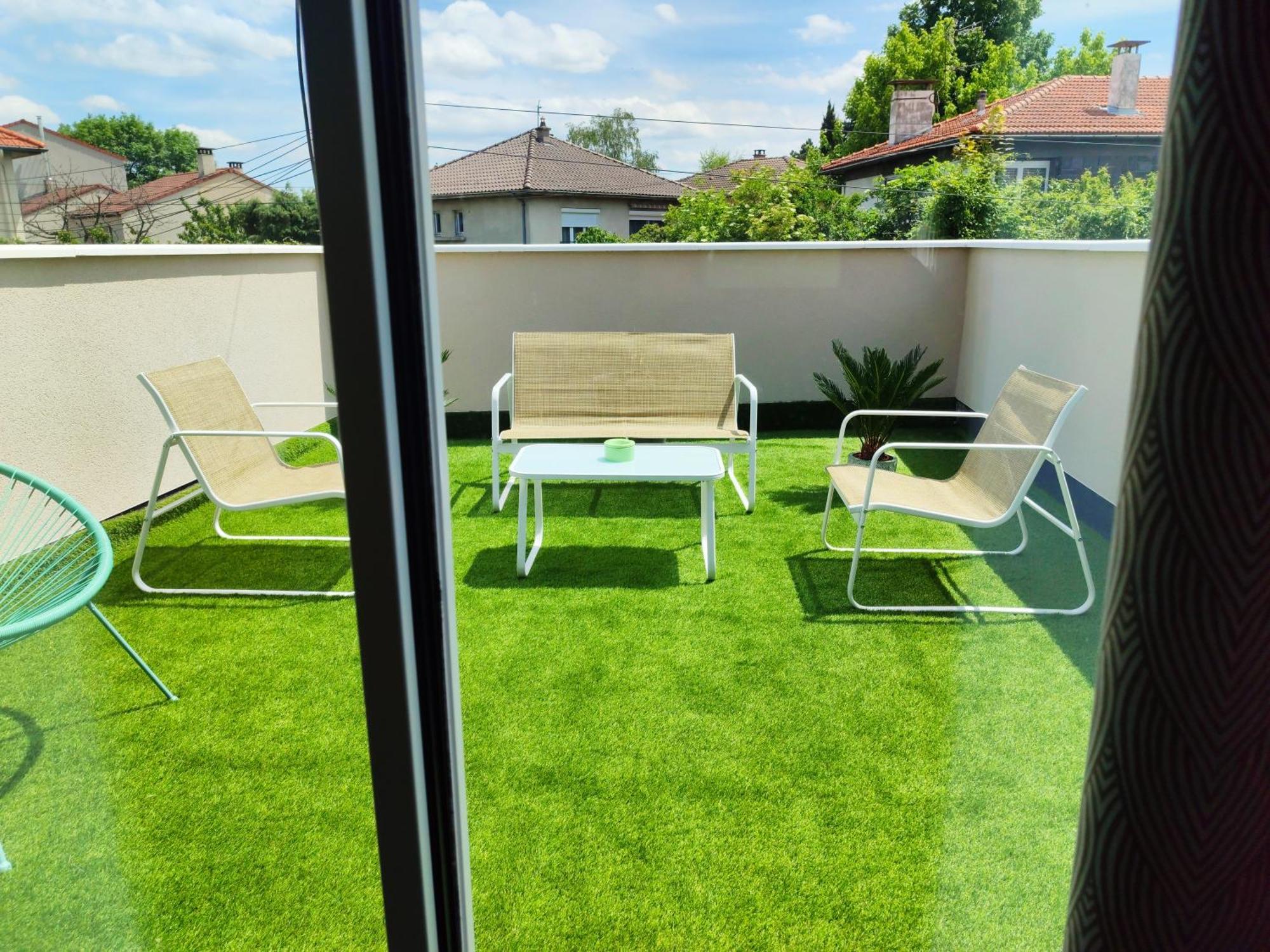 קלרמונט-פרנד Maison Cosy Terrasse Ensoleille מראה חיצוני תמונה